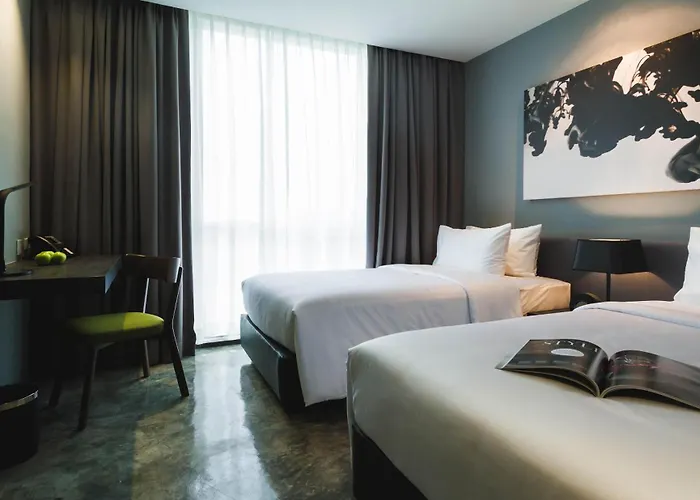 Zazz Urban Hotel 4*