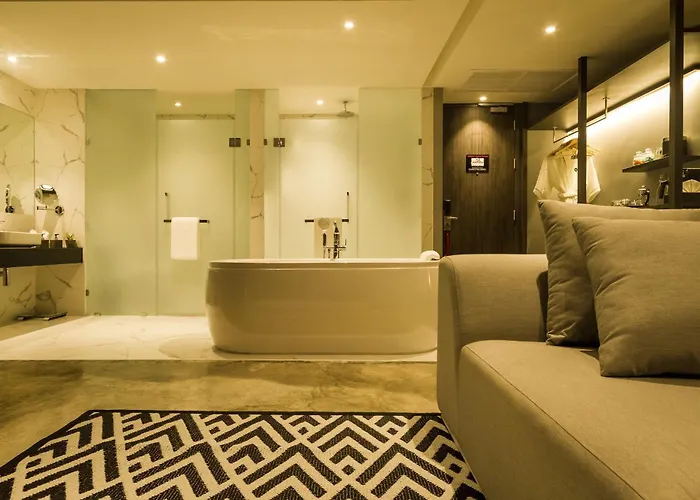 Zazz Urban 4*