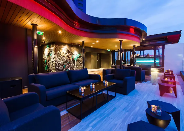 Zazz Urban Hotel Bangkok