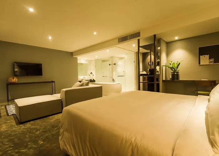 Hotel Zazz Urban Bangkok